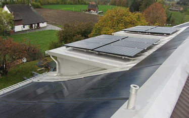 <strong>Solaranlage</strong> Meilen<br />Solarpanel PV